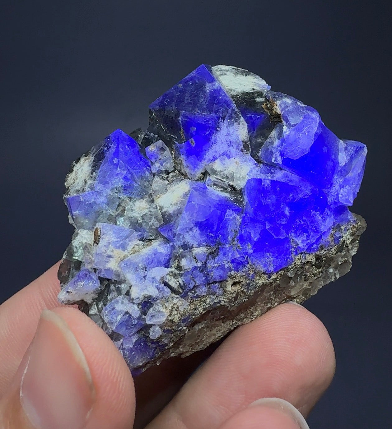 Auction Win: Yum Yum Pocket Fluorite (Twinned)