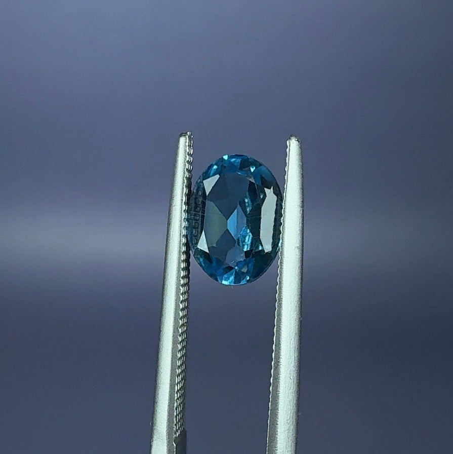 Auction Win: Blue Topaz 1.26ct