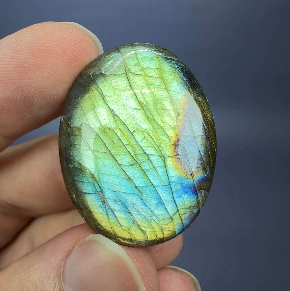 Auction Win: Labradorite Cabochon (rainbow full flash)