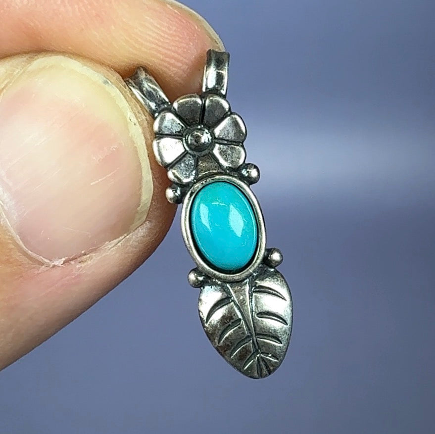 Auction Win: ‘Sleeping Beauty’ Turquoise Sterling Silver Pendant (vintage)