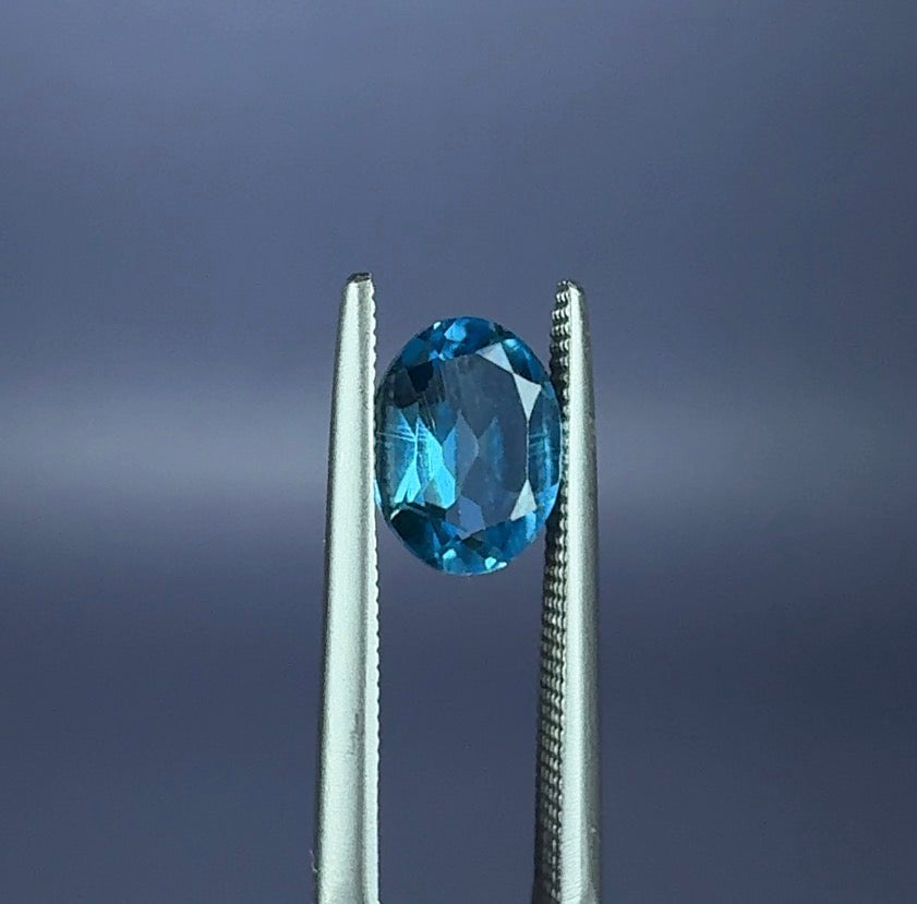 Auction Win: Blue Topaz 1.26ct