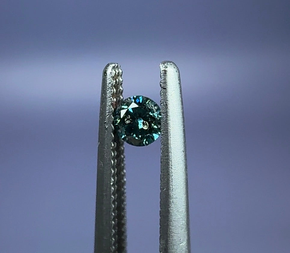 Auction Win: Blue Diamond (Ir.) .09ct