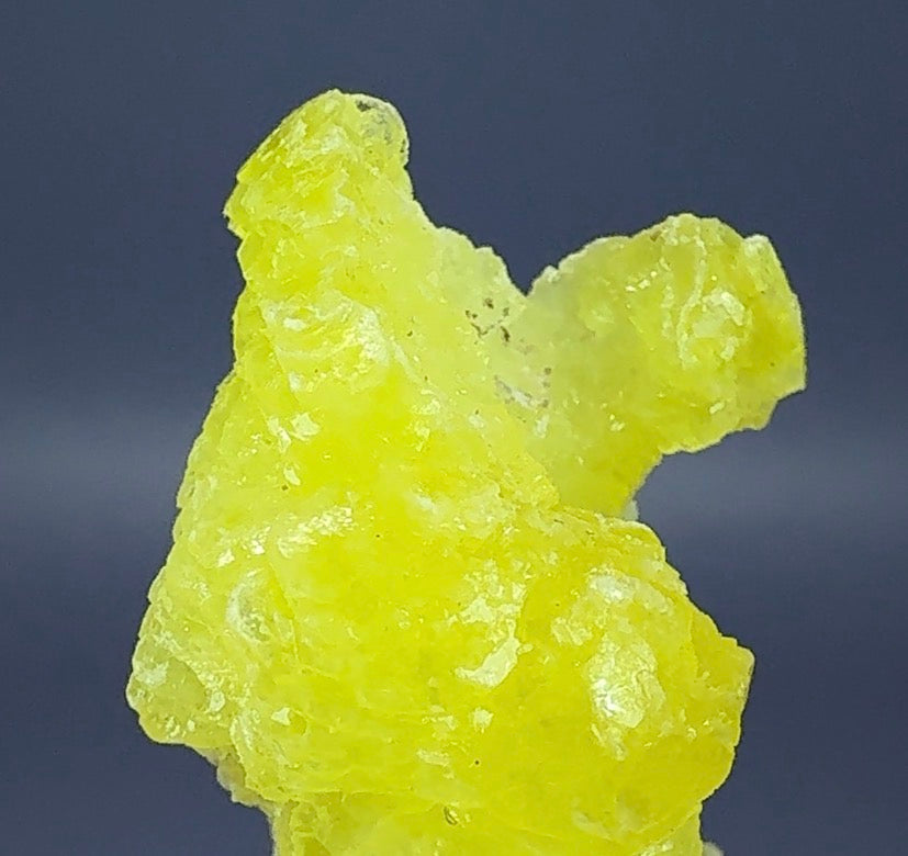 Auction Win: Brucite (bright color)