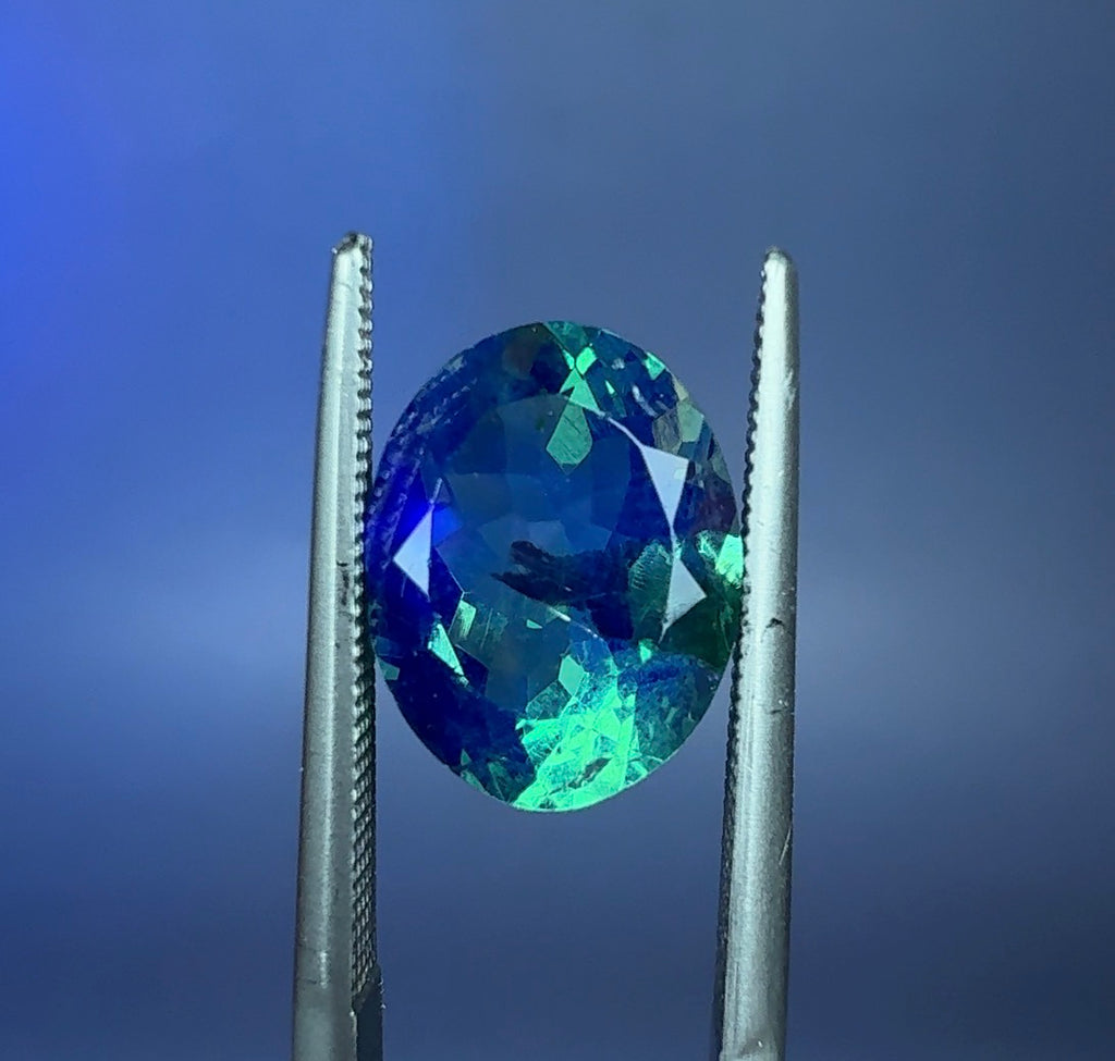 Auction Win: Pocket 42 Fluorite (daylight fluorescent & great color) 4.8ct