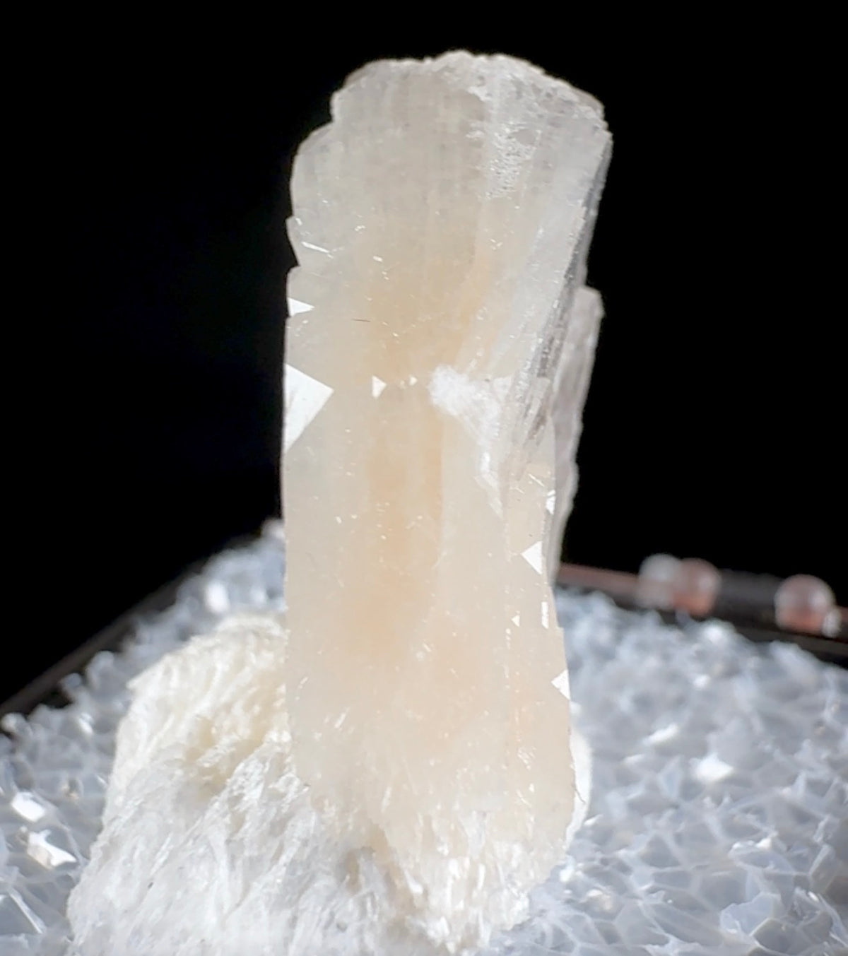 Auction Win: Heulandite with Mordenite (USA locality)