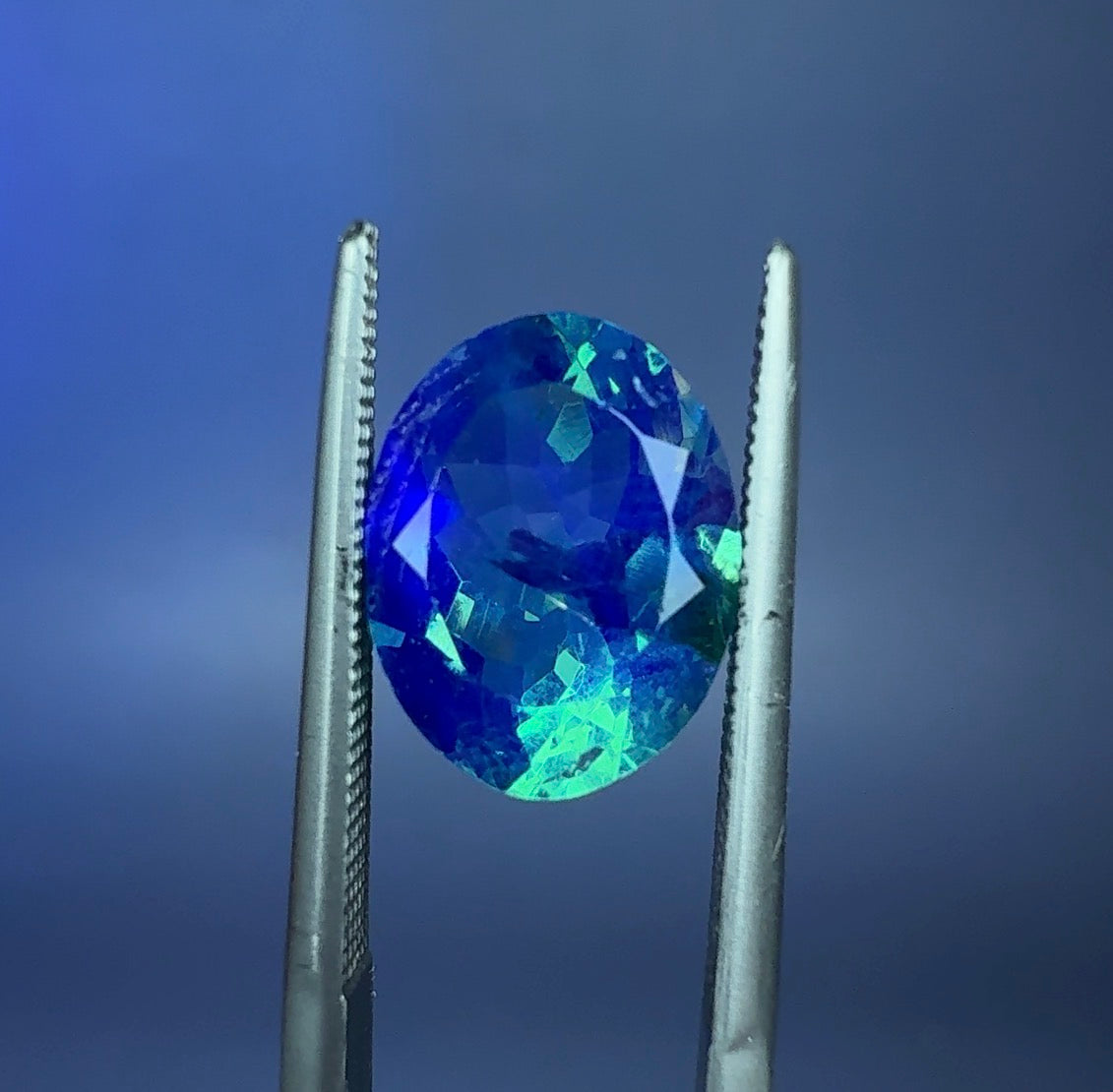 Auction Win: Pocket 42 Fluorite (daylight fluorescent & great color) 4.8ct