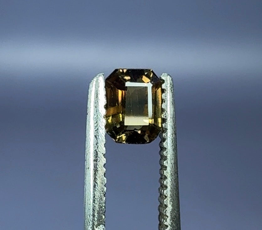 Auction Win: ‘Party’ Sapphire (Orange & Blue/Green) .47ct