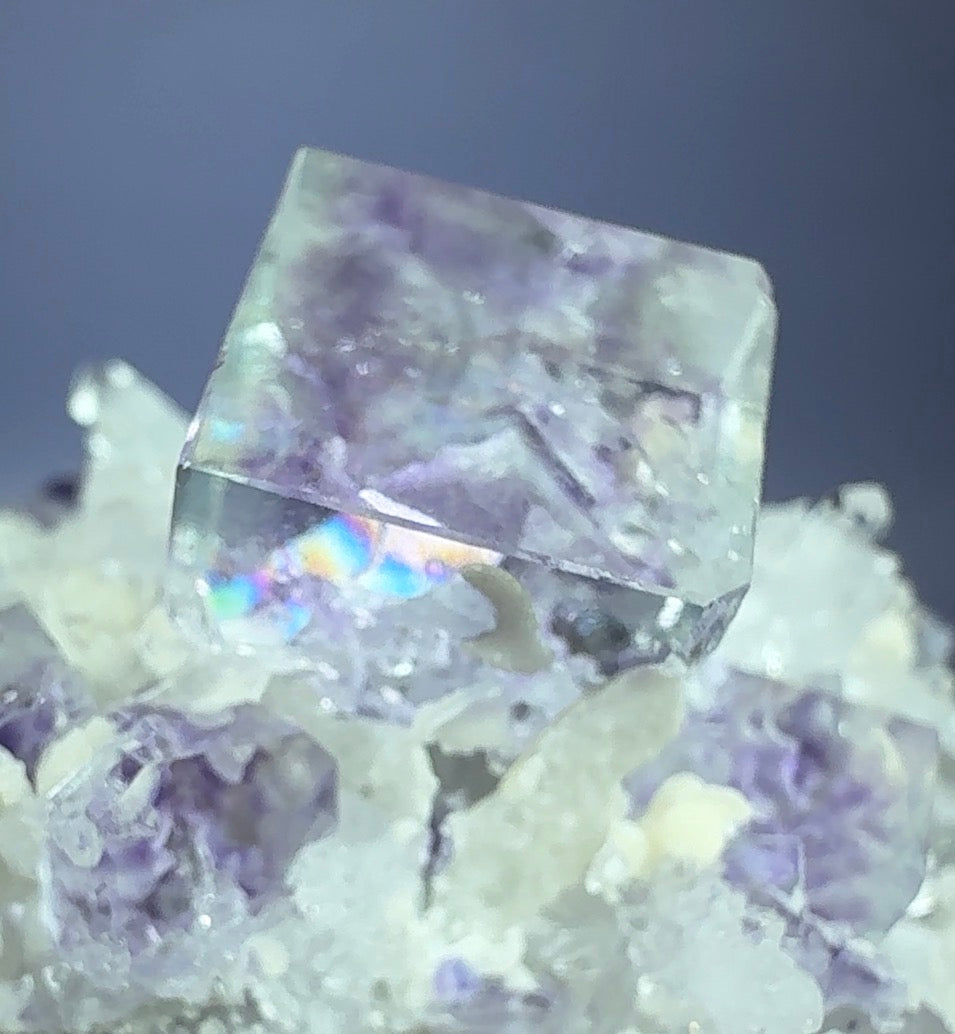 Fluorite on Quartz (octahedral phantom)