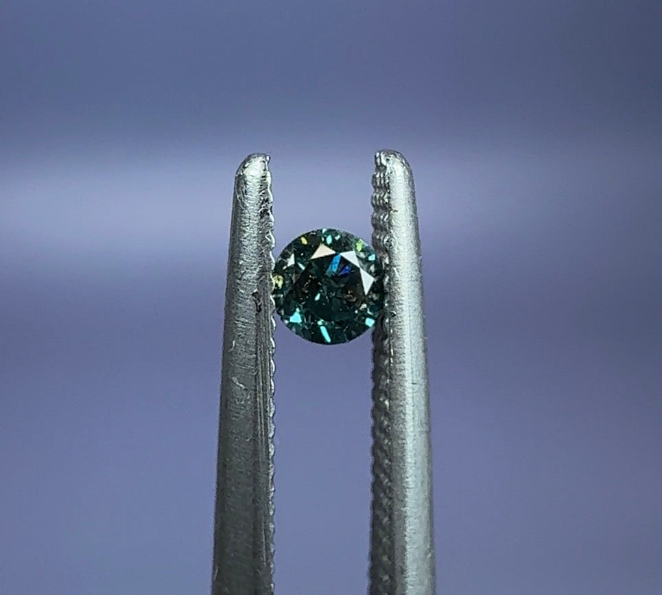 Auction Win: Blue Diamond (Ir.) .09ct