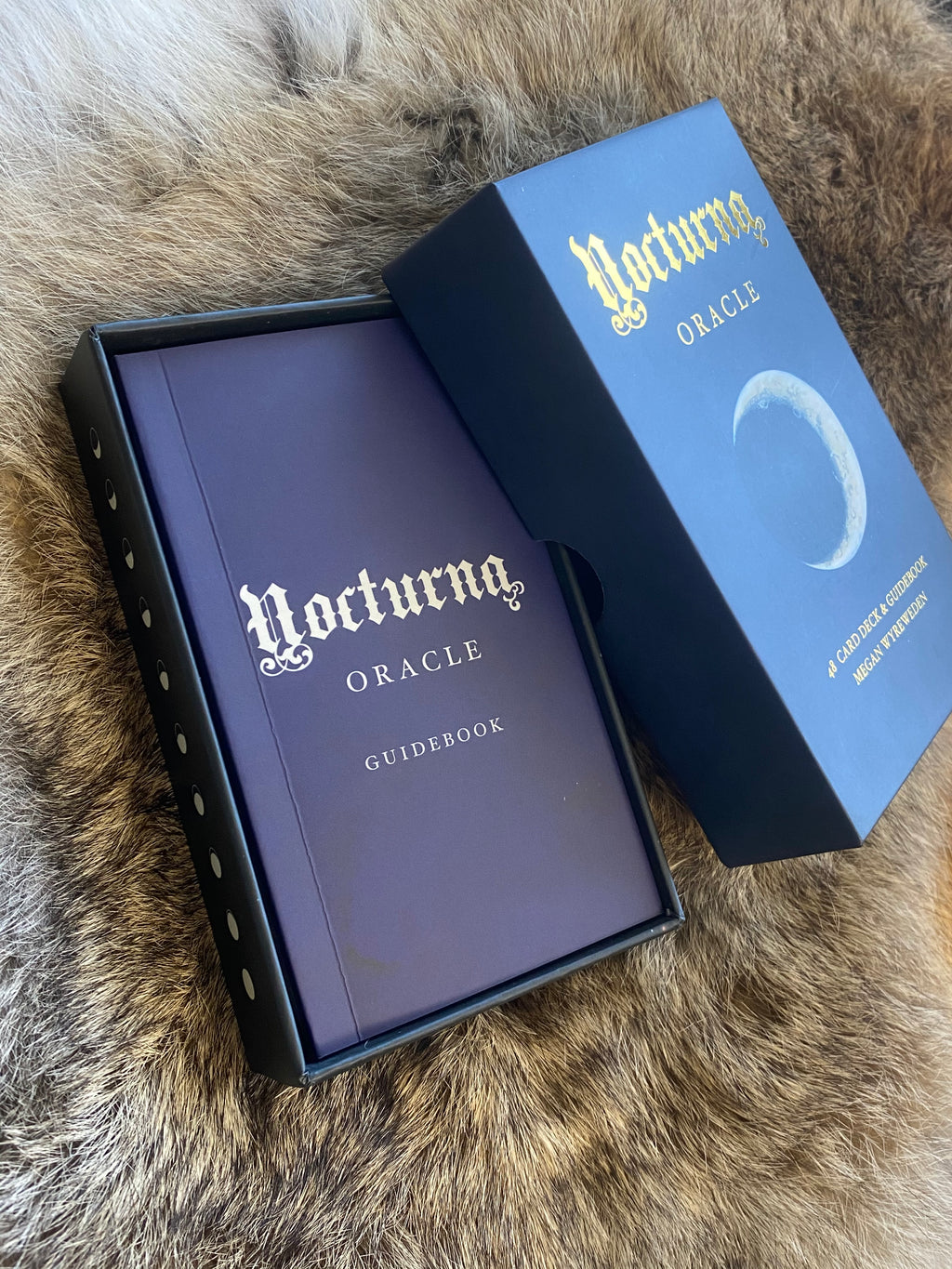 Nocturna Oracle Deck