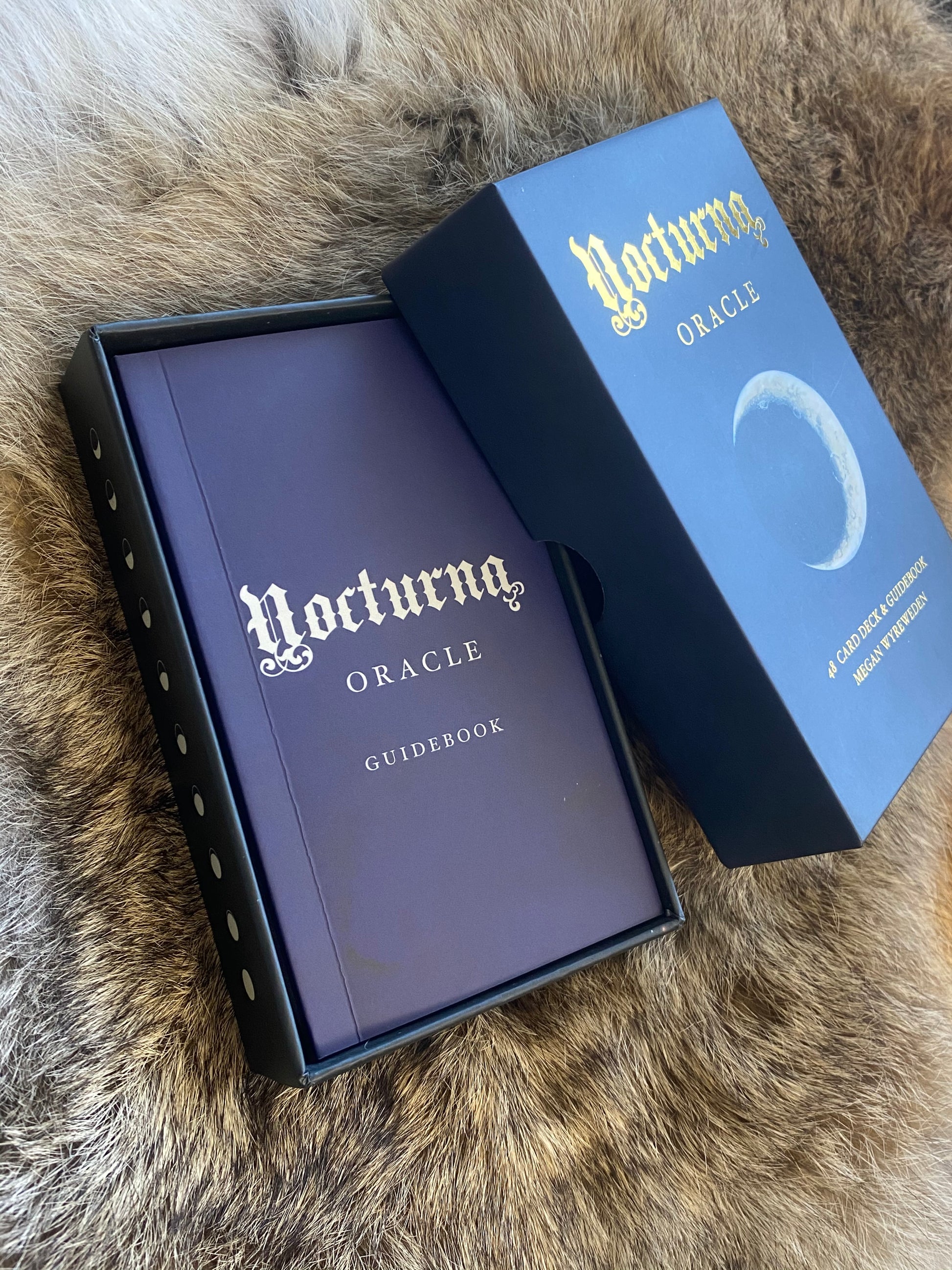 Nocturna Oracle Deck