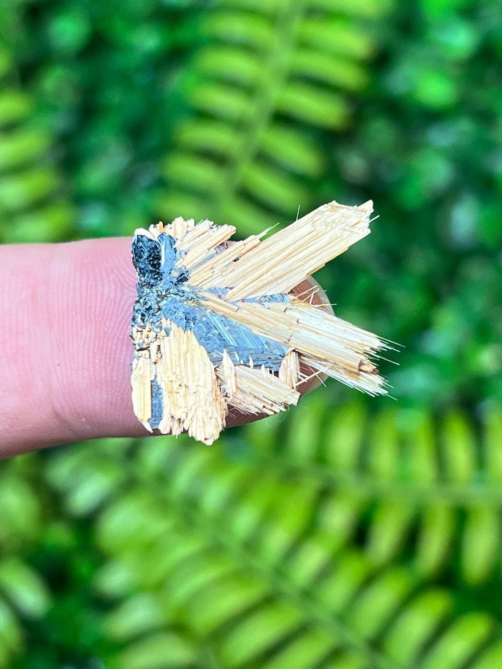 Rutile on Hematite